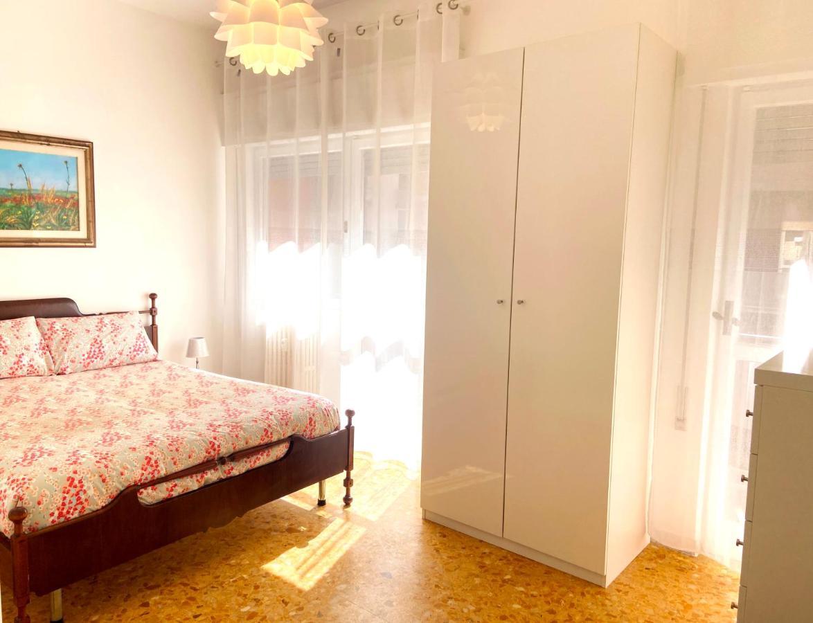 Trastevere for You... 3 bedrooms Apartment Rome Buitenkant foto
