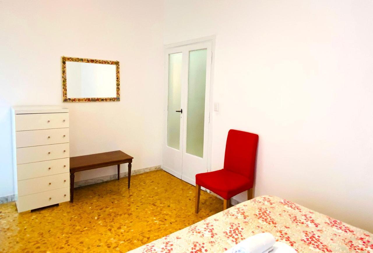 Trastevere for You... 3 bedrooms Apartment Rome Buitenkant foto