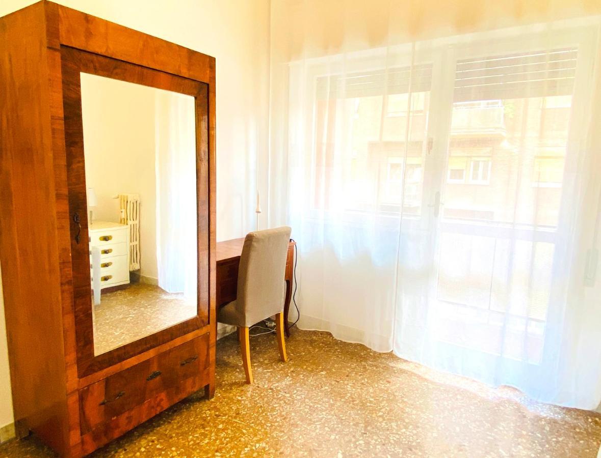 Trastevere for You... 3 bedrooms Apartment Rome Buitenkant foto