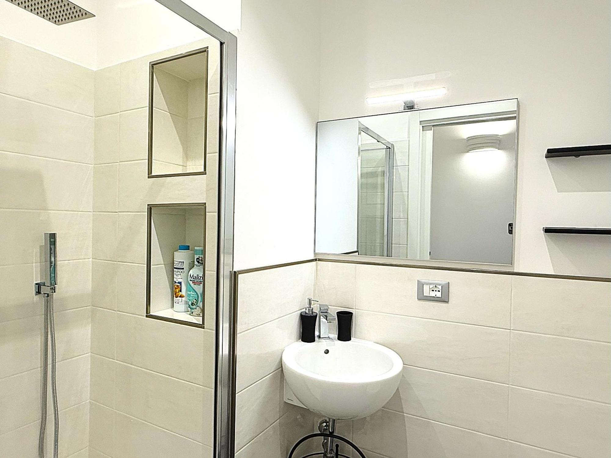 Trastevere for You... 3 bedrooms Apartment Rome Buitenkant foto